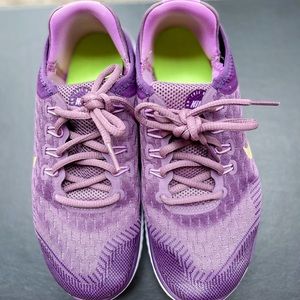 Nike girls shoes